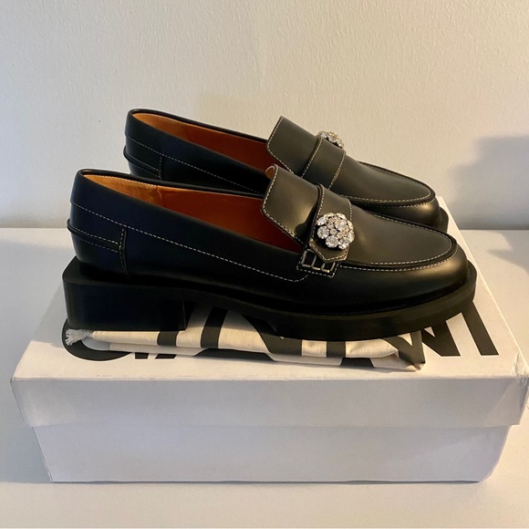 Ganni Loafer true leather Size 37